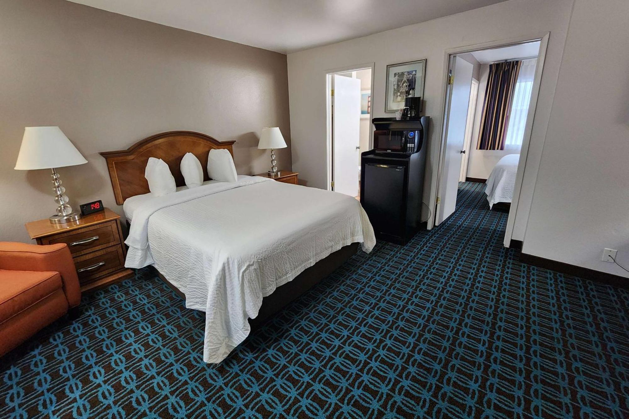 Ramada Bayside Inn & Suites Eureka Exterior foto