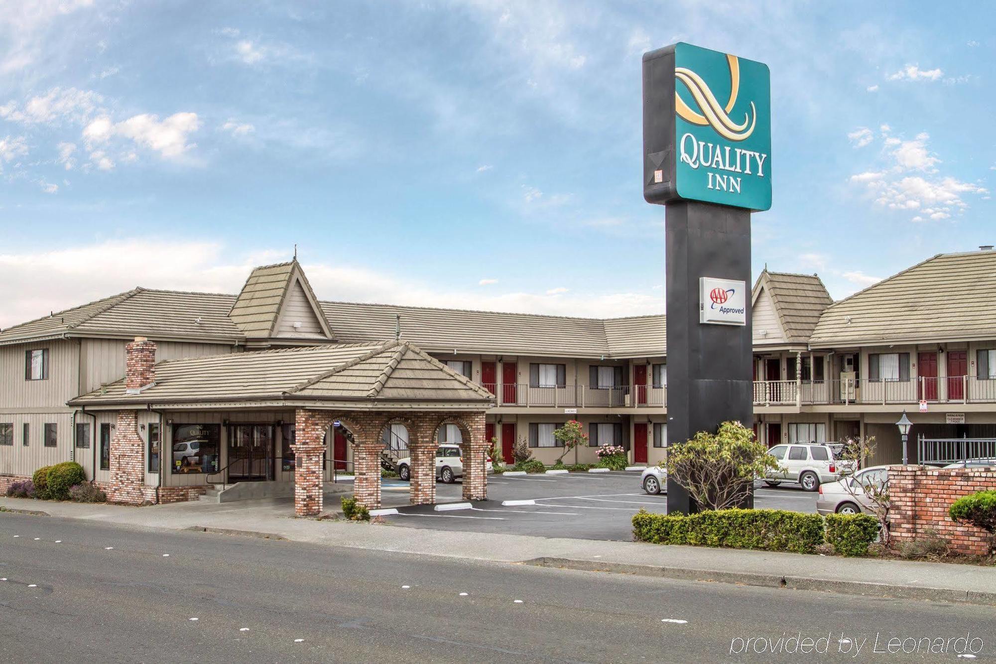 Ramada Bayside Inn & Suites Eureka Exterior foto