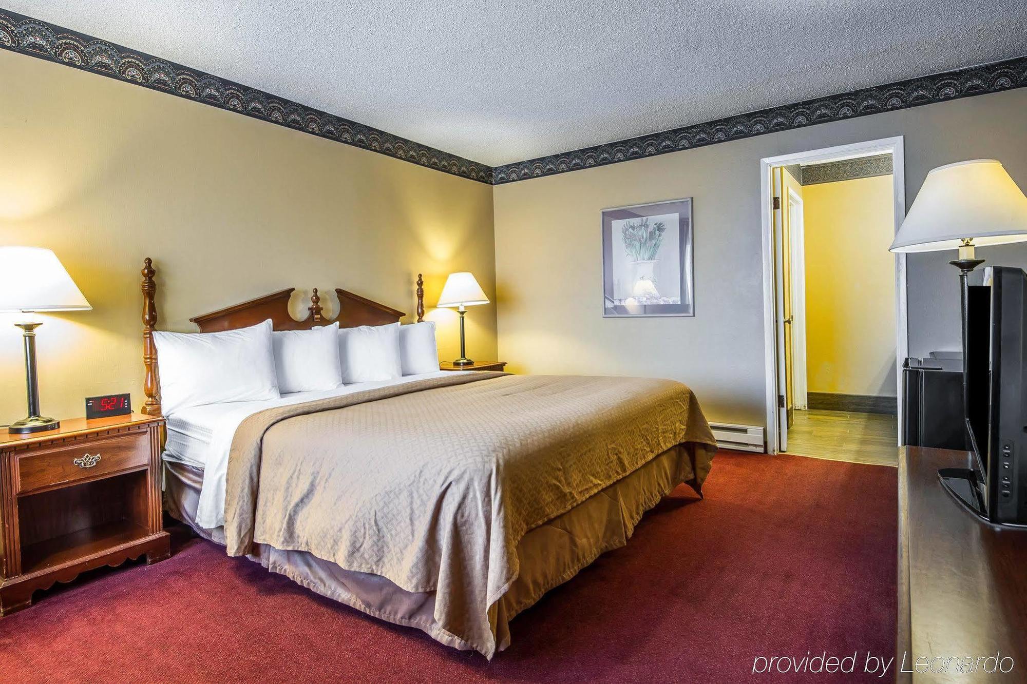 Ramada Bayside Inn & Suites Eureka Exterior foto