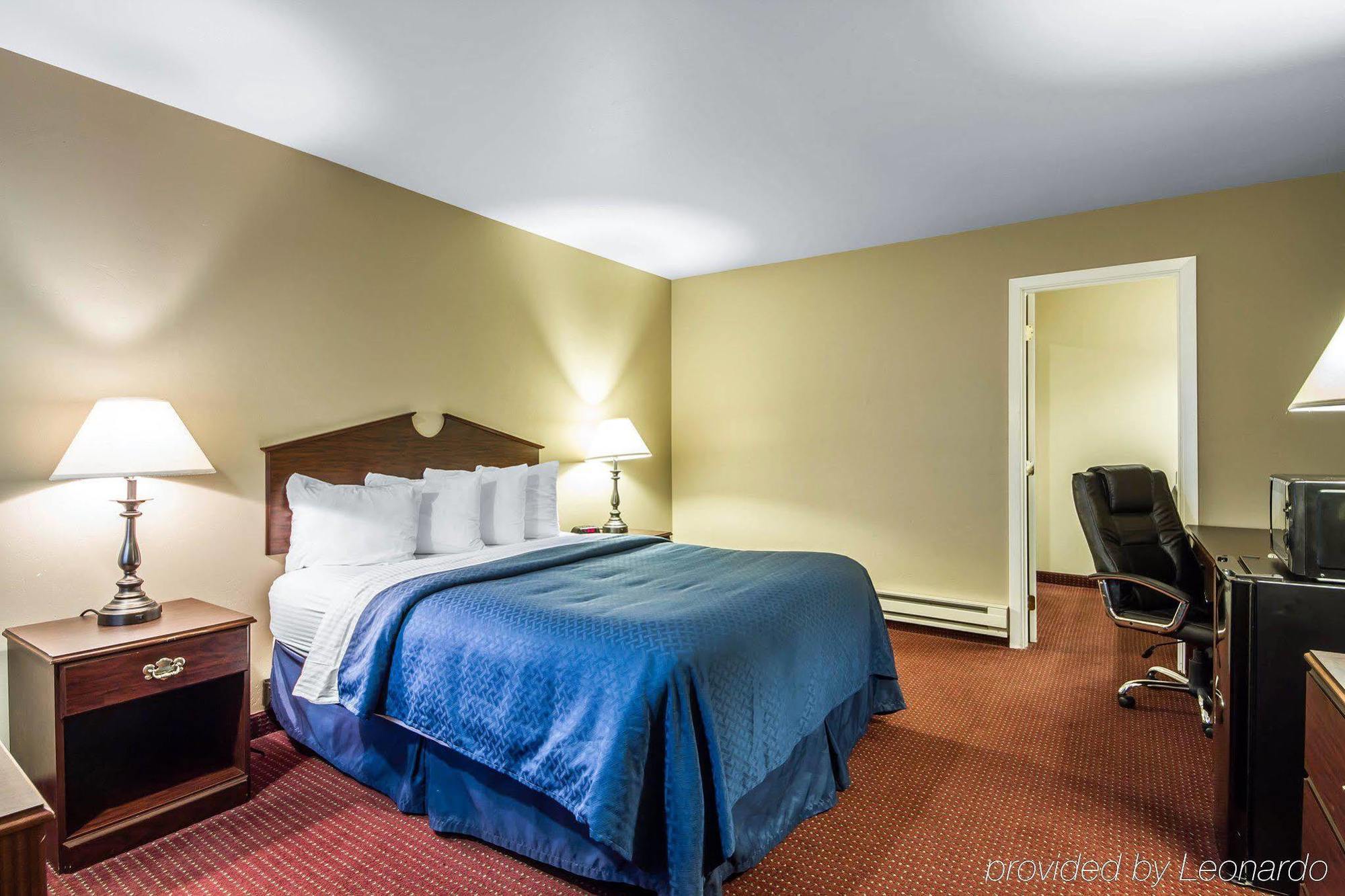 Ramada Bayside Inn & Suites Eureka Exterior foto